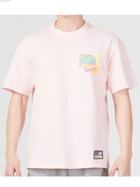Nike Men’s Light Pink Graphic Short Sleeve Tee